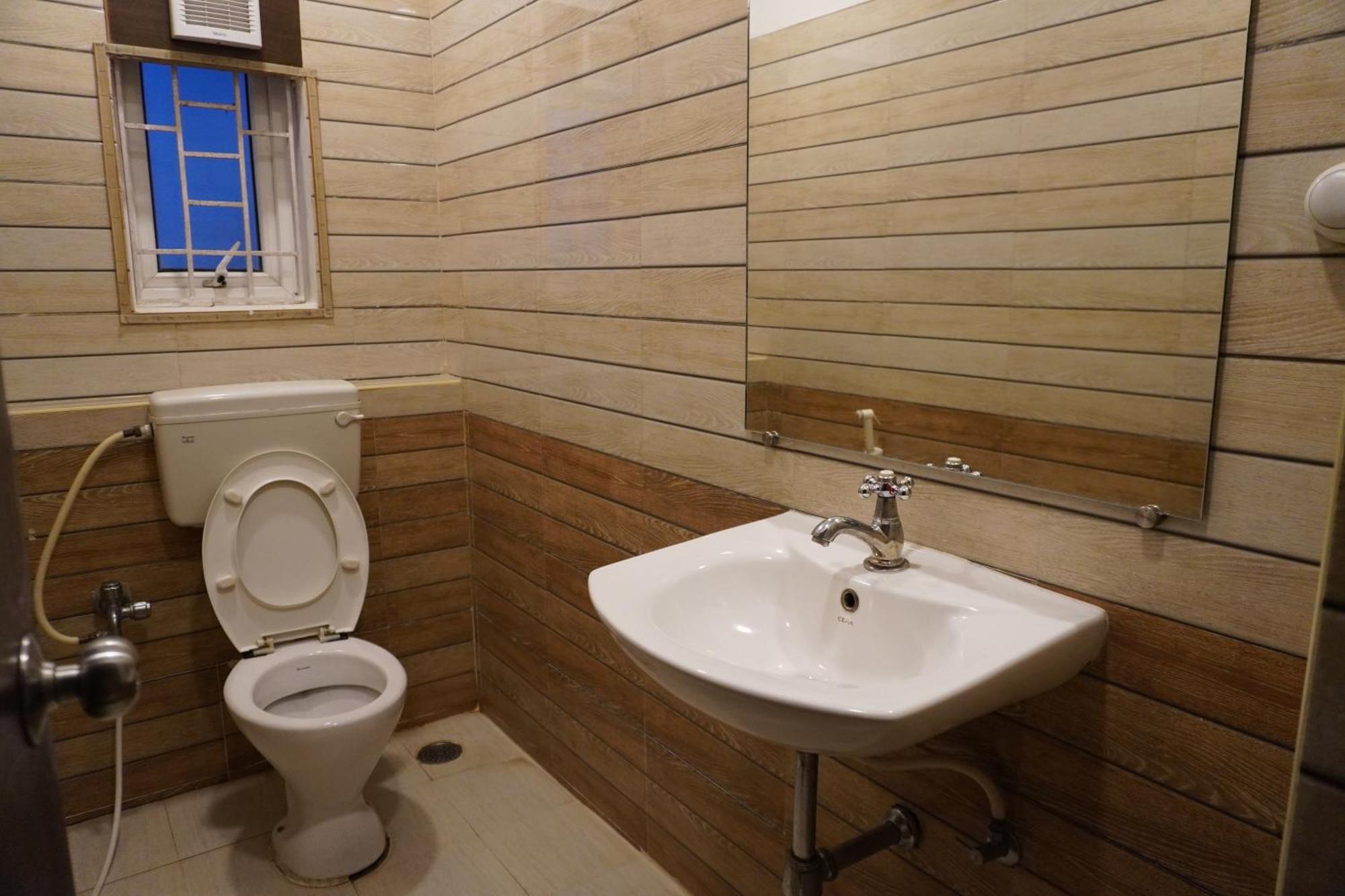 Khaleej Residency Near U S Embassy Hotel Chennai Ngoại thất bức ảnh